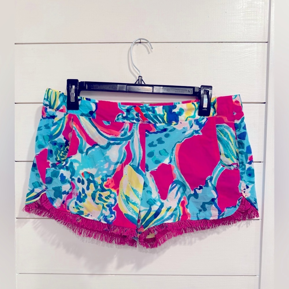 Lilly Pulitzer Cocoa Fringe Shorts in Magenta Hottie Floral Print 🌸